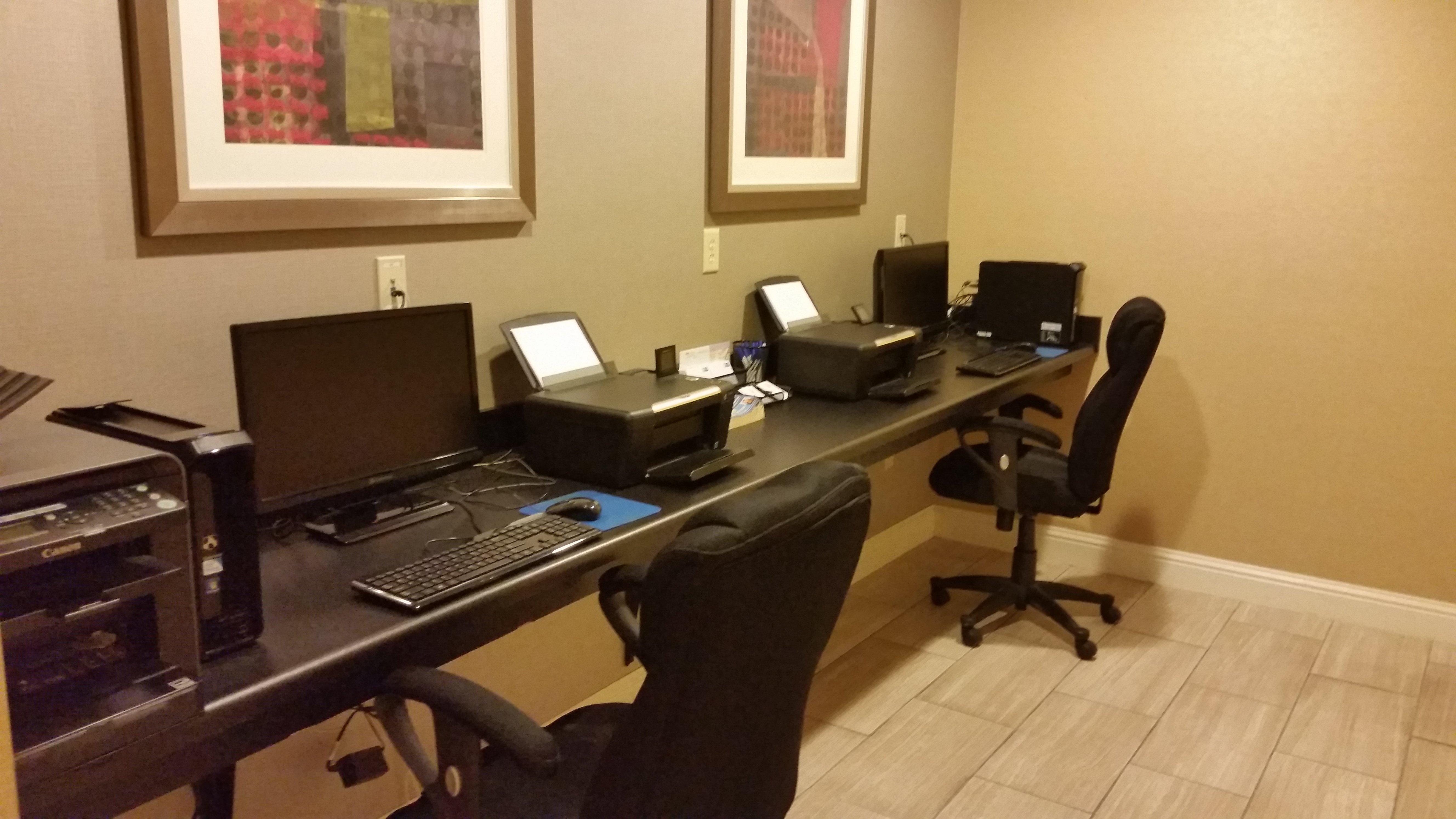 Holiday Inn Express & Suites Marion Northeast By Ihg Buitenkant foto