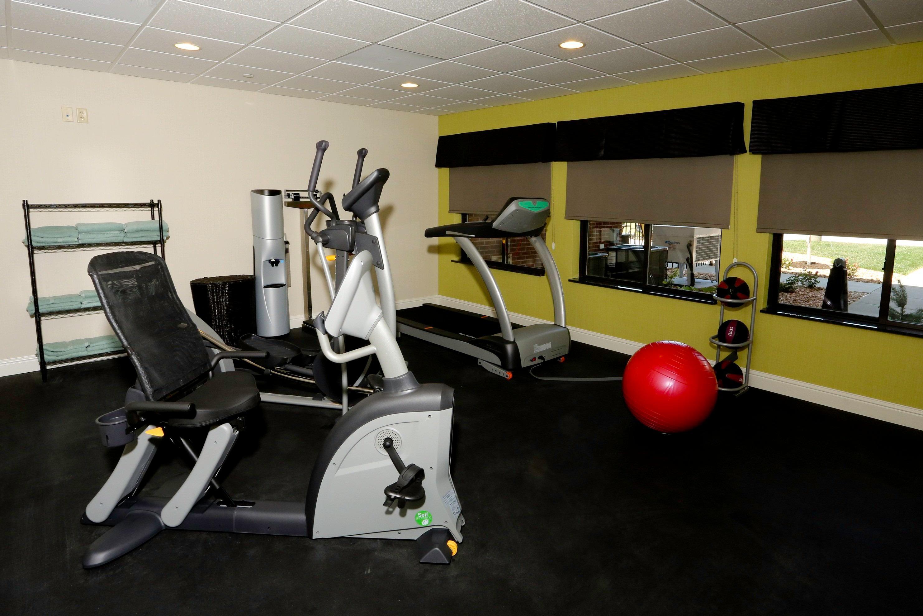 Holiday Inn Express & Suites Marion Northeast By Ihg Buitenkant foto
